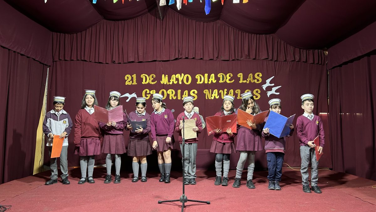 día de las glorias navales