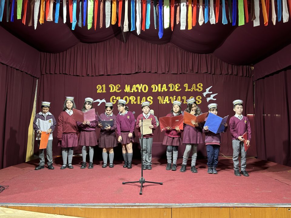 día de las glorias navales