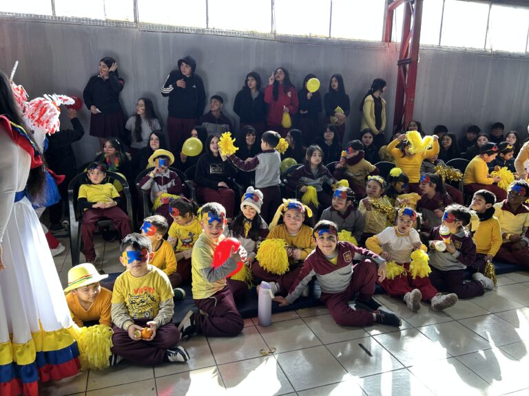 Momentos del aniversario — 44° aniversario Colegio Alborada