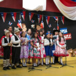 Participantes en el acto de Fiestas Patrias del Colegio Alborada, jornada de la tarde del 16 de septiembre.