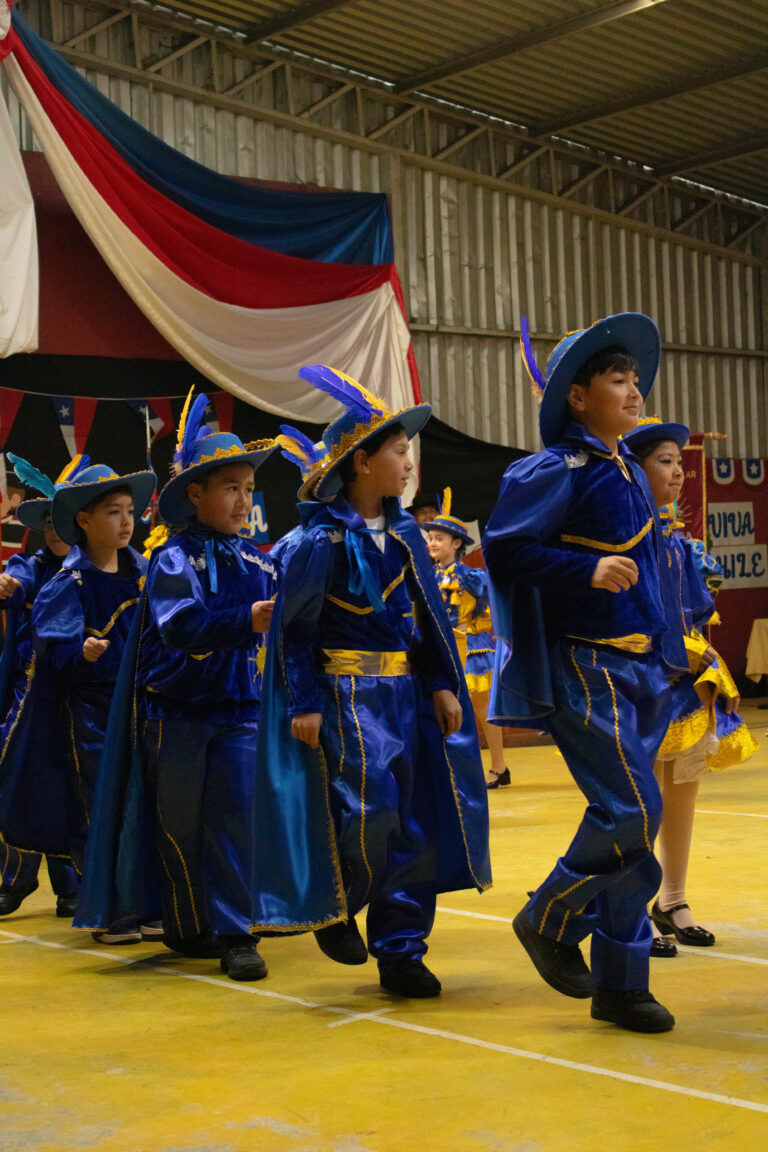 Presentación de danza nortina · Fiestas Patrias Colegio Alborada